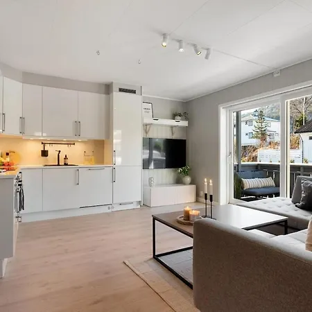 Apartman Bright And Modern 2-bed With Parking, Bbq And *