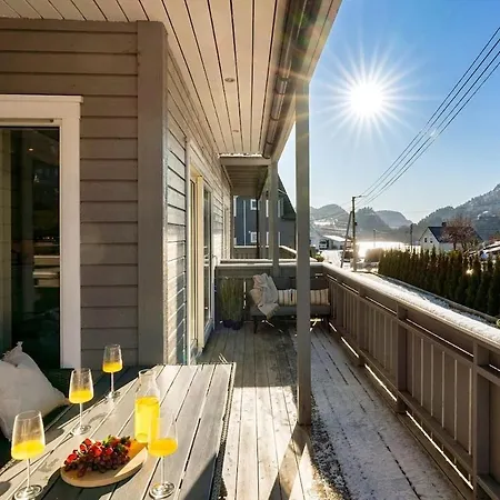 Bright And Modern 2-bed With Parking, Bbq And * Μπέργκεν