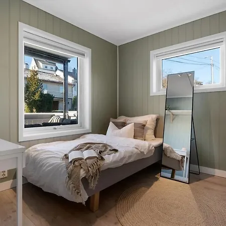 Bright And Modern 2-bed With Parking, Bbq And * Bergen