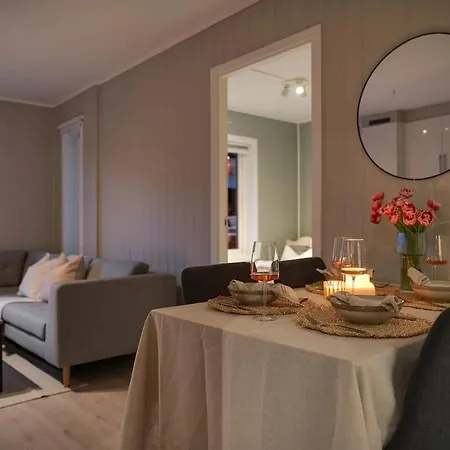 Bright And Modern 2-bed With Parking, Bbq And